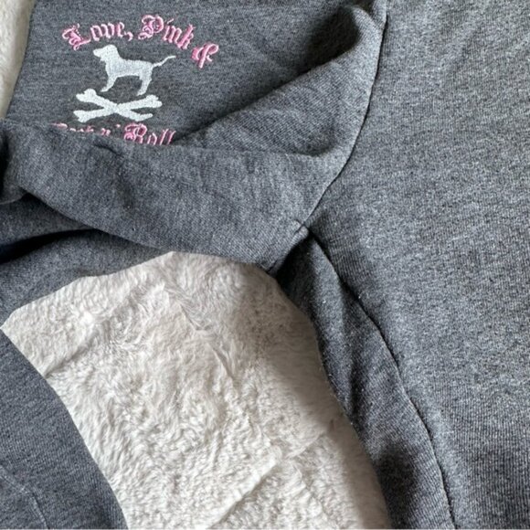 Victoria's Secret PINK | Vintage Grey and Pink Skull Joggers | Size Extra Small - Picture 6 of 12